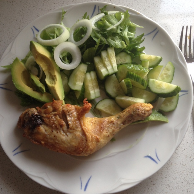 Hanne`s middag fredag: Kyllinglår med forskjellig grønt